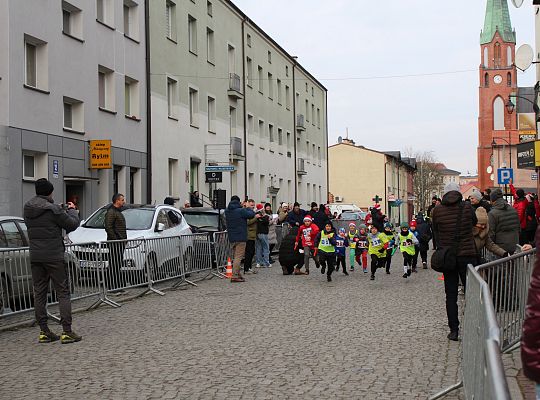 Grafika 20. Start sztafety chłopców