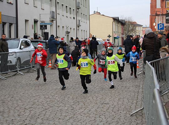 Grafika 21. Start sztafety chłopców